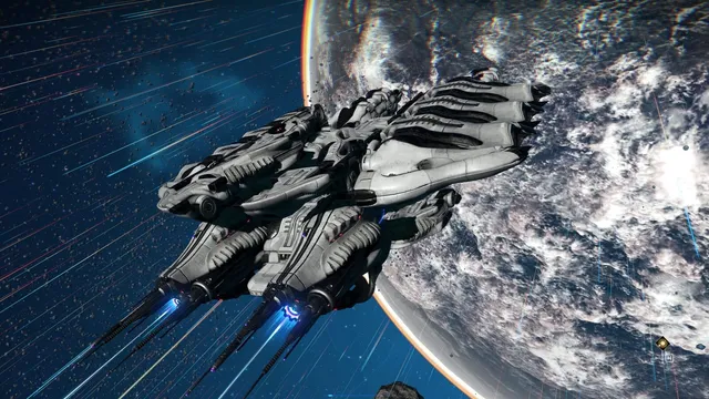 Nave espacial branca com formas biomecânicas, como costelas e garras, a voar junto a um planeta coberto de nuvens